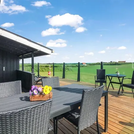 Lok - 450m From The Sea By Interhome *
