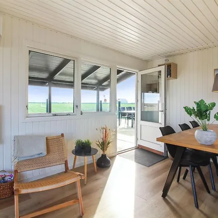 Lok - 450m From The Sea By Interhome *